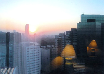 ���L�V�R ������